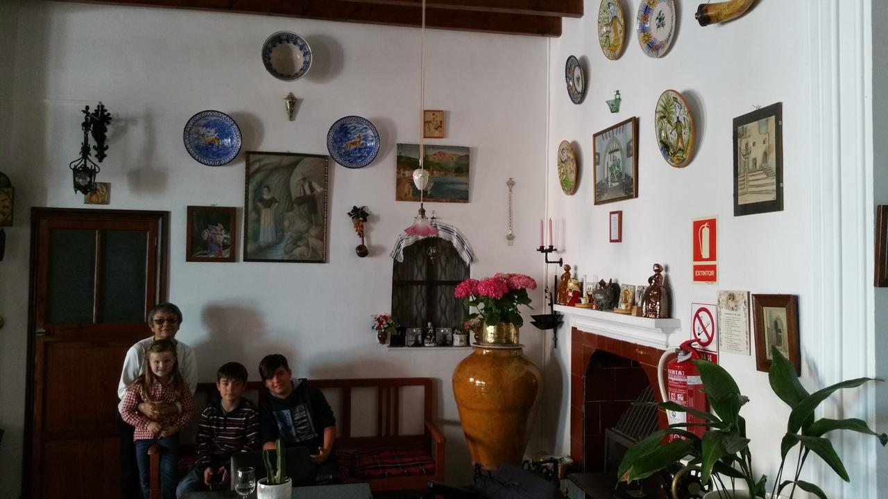 Hostal Restaurante Playa Colonia de Sant Jordi Εξωτερικό φωτογραφία