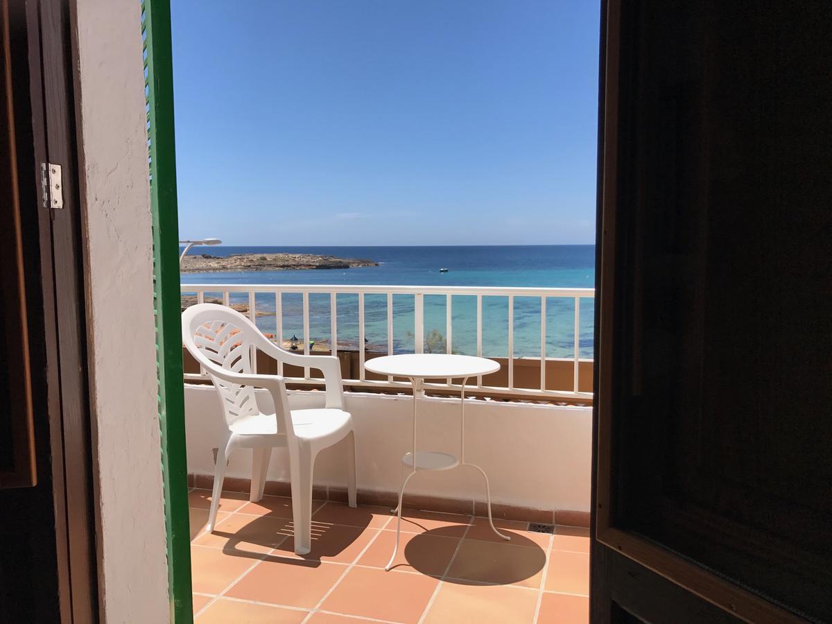 Hostal Restaurante Playa Colonia de Sant Jordi Εξωτερικό φωτογραφία