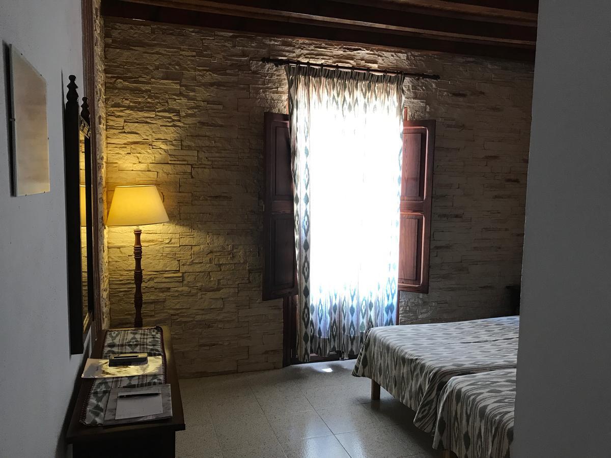Hostal Restaurante Playa Colonia de Sant Jordi Εξωτερικό φωτογραφία